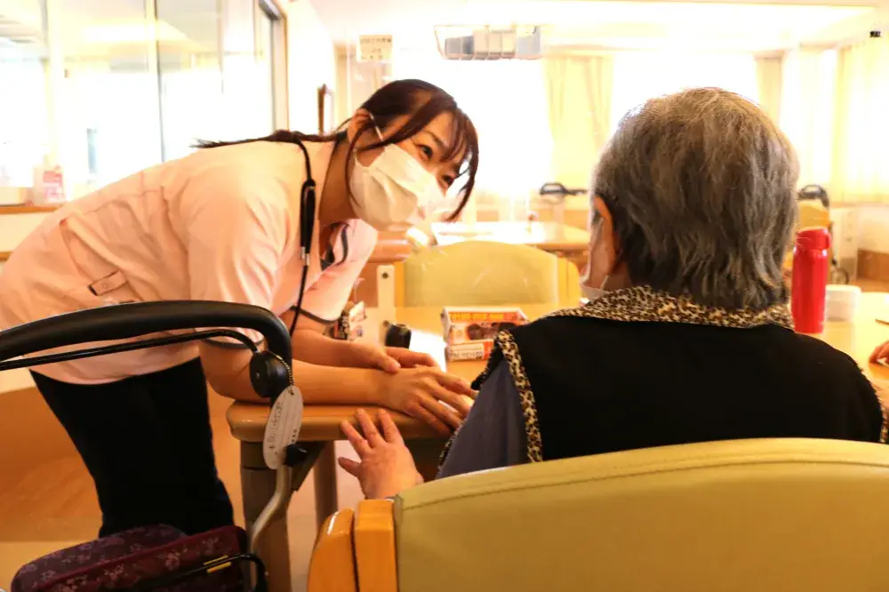 腰痛や体力の限界から解放される介護職員（ハートケアタウン陽だまり）