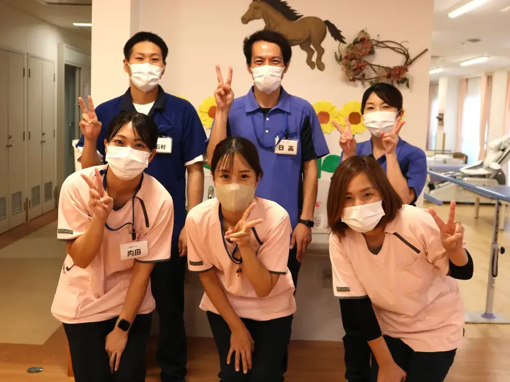 セラピストと介護職員が力を合わせて運営しています。