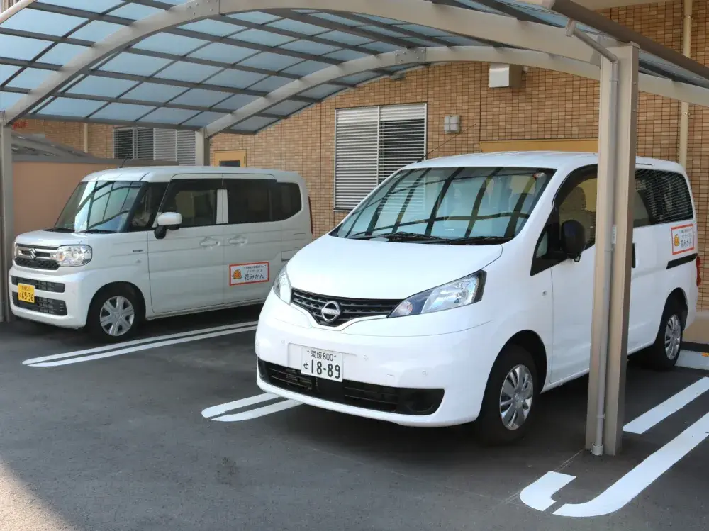 送迎で使う車両です。